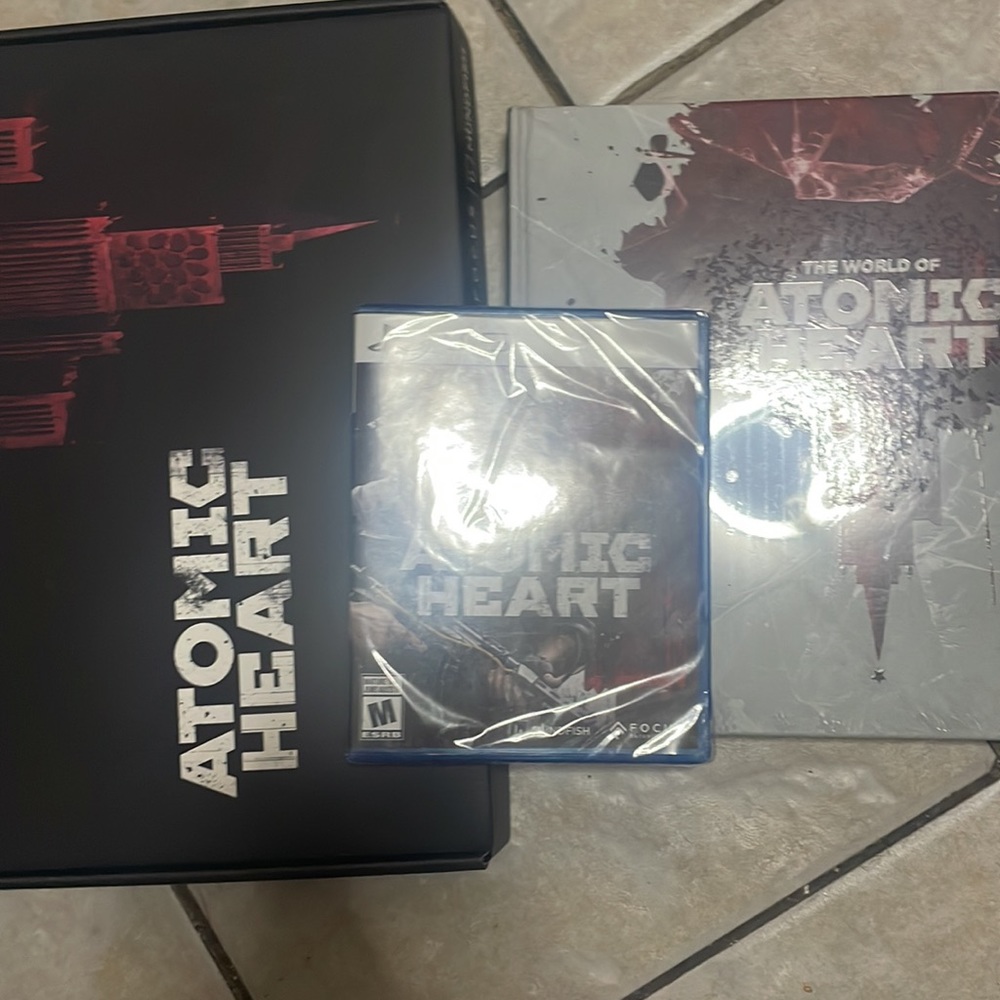 Atomic heart ps5 collectors bundle